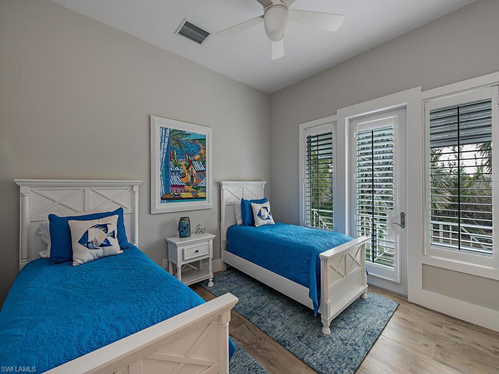 HIDEAWAY BEACH - Residential