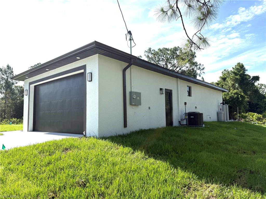 LEHIGH ACRES - Residential