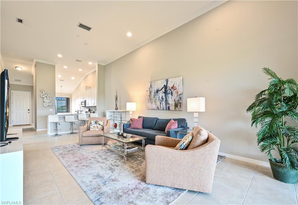 ESPLANADE - Residential