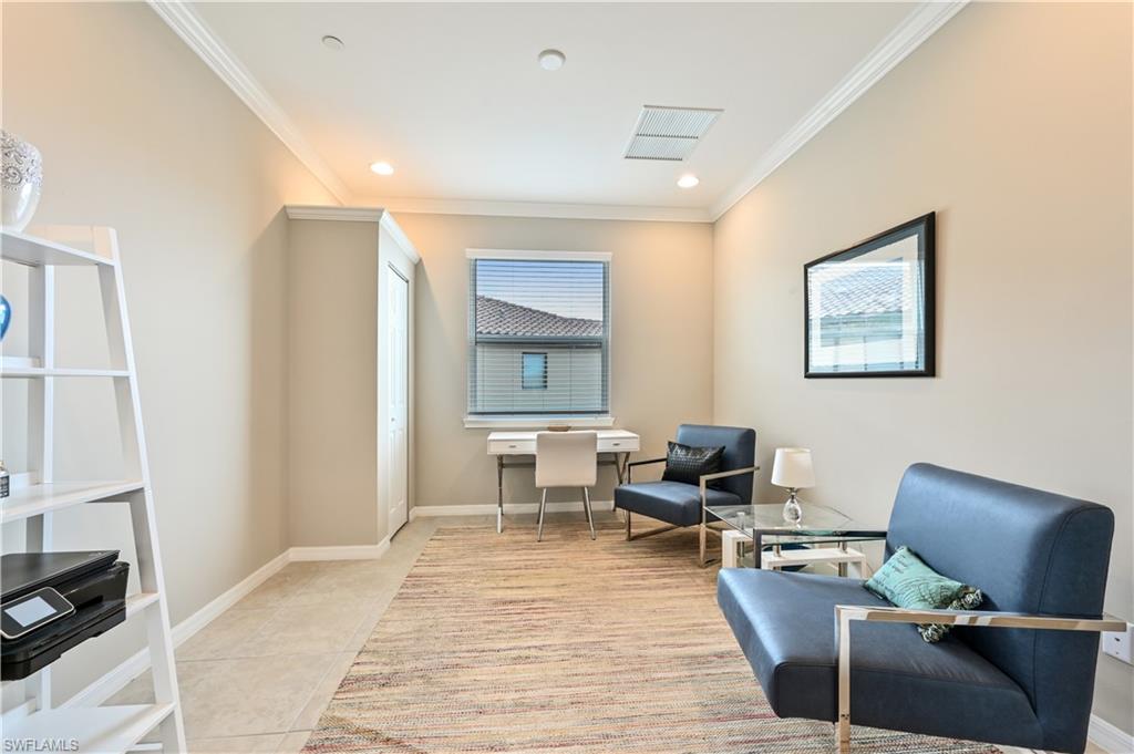 ESPLANADE - Residential