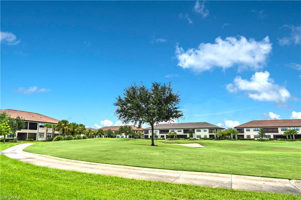 ESPLANADE - Residential