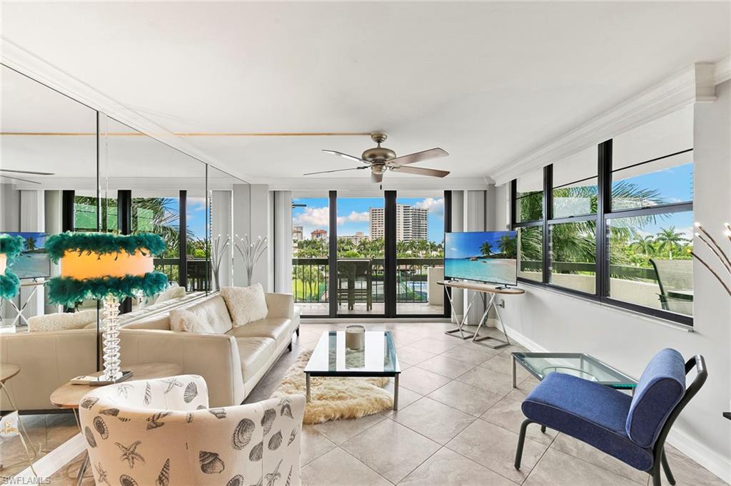 SOUTH SEAS - Residential