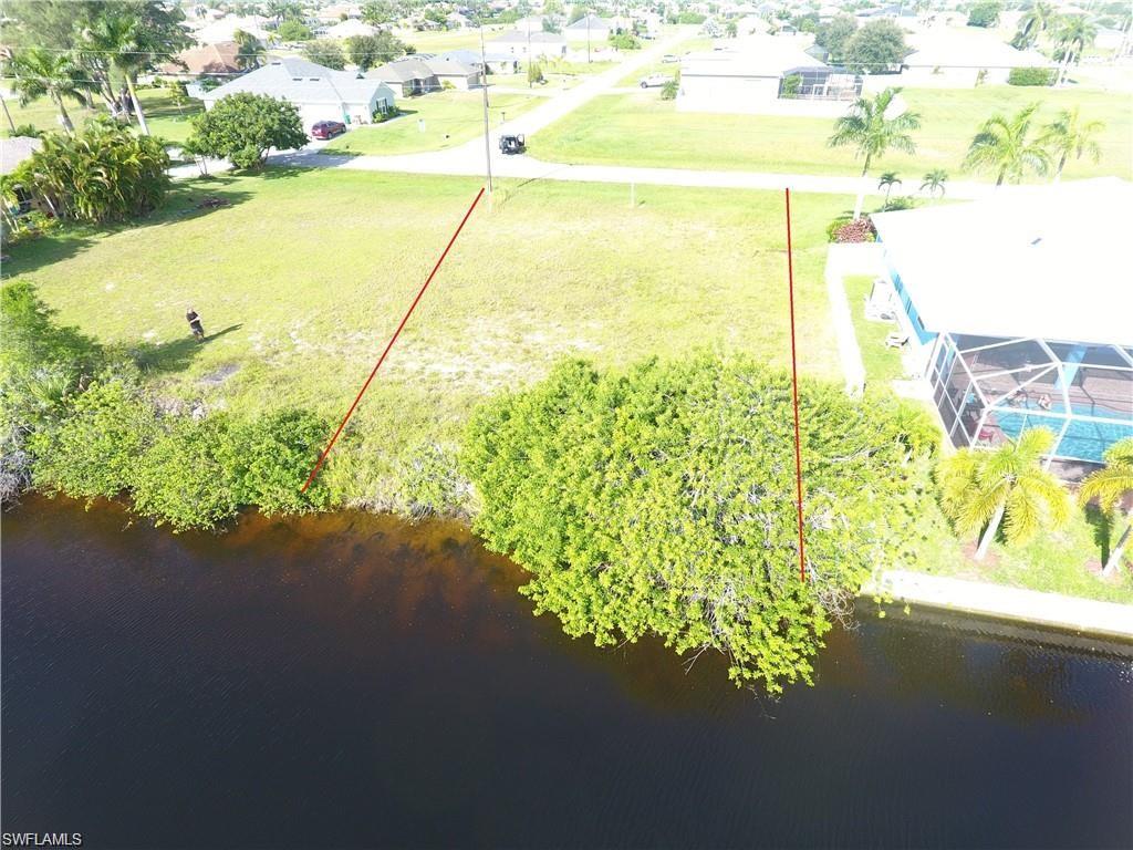 CAPE CORAL - Land