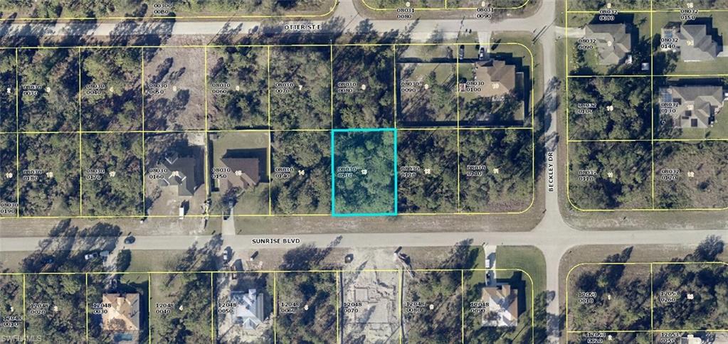 LEHIGH ACRES - Land