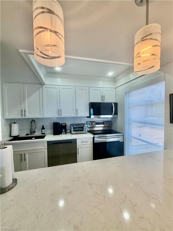 DOLPHIN WAY - Residential Lease