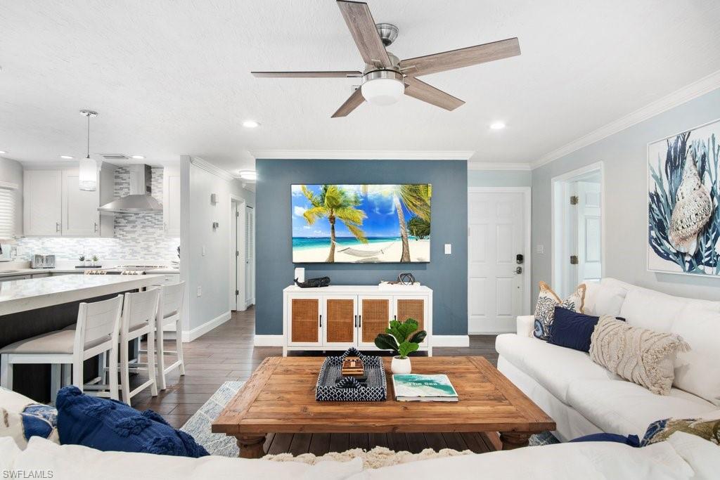 NAPLES PARK - Residential