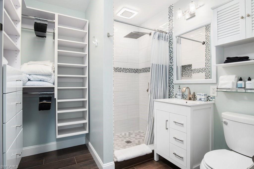 NAPLES PARK - Residential