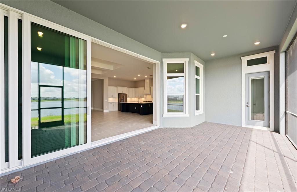 TERRAWALK - Residential