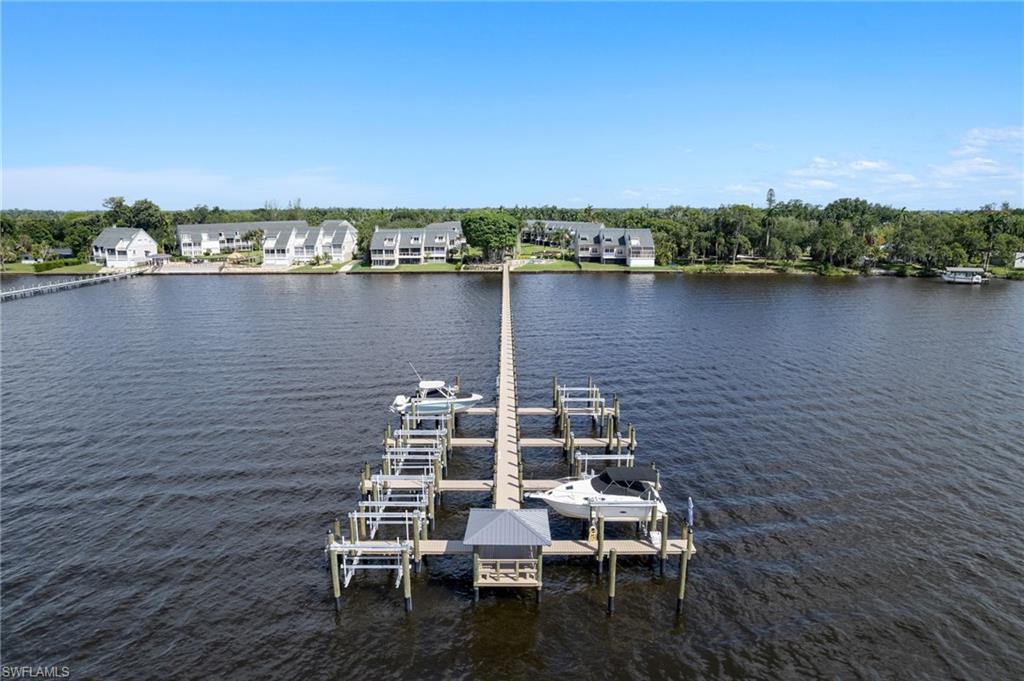 THE RIVER - Residential