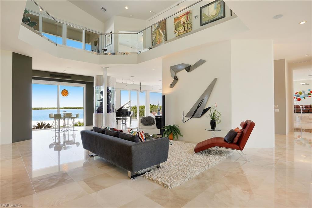 HIDEAWAY BEACH - Residential