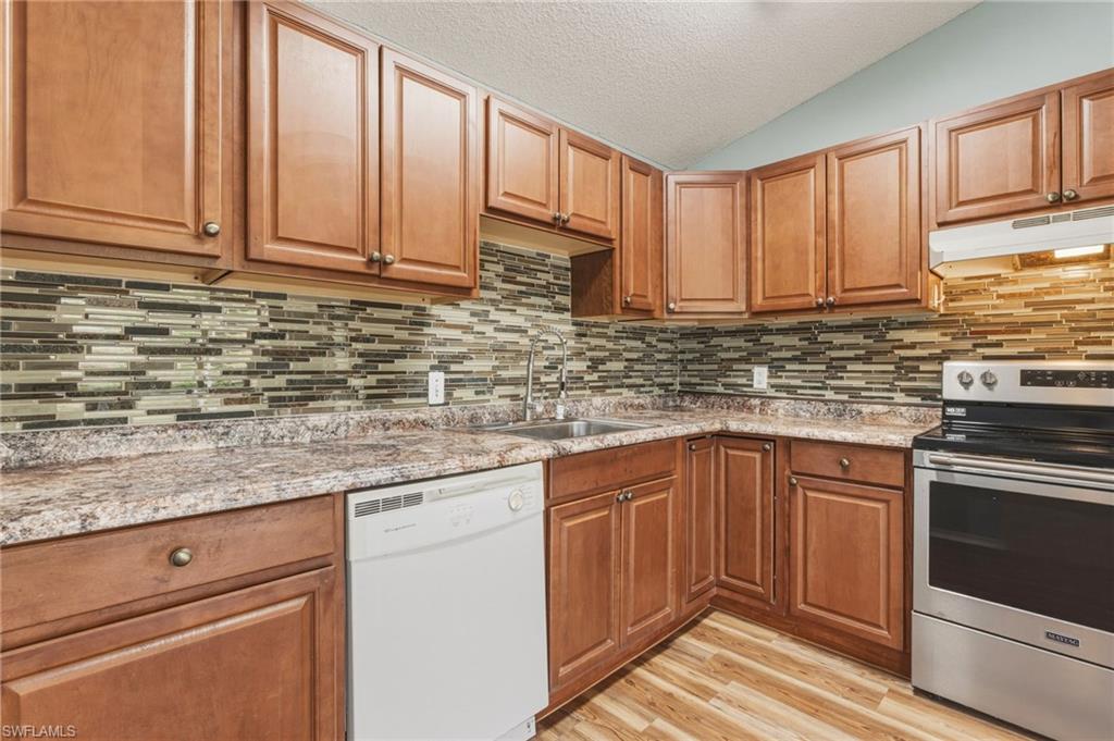 PORT CHARLOTTE - Residential