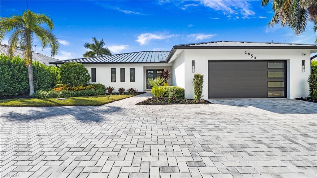 ROYAL HARBOR - Residential