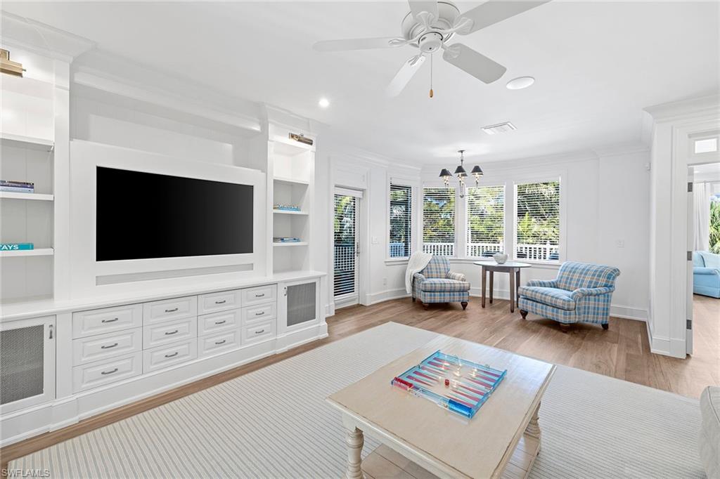 OLDE NAPLES - Residential