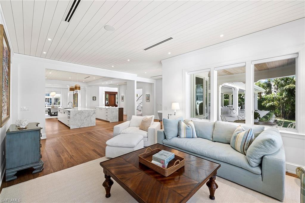 OLDE NAPLES - Residential