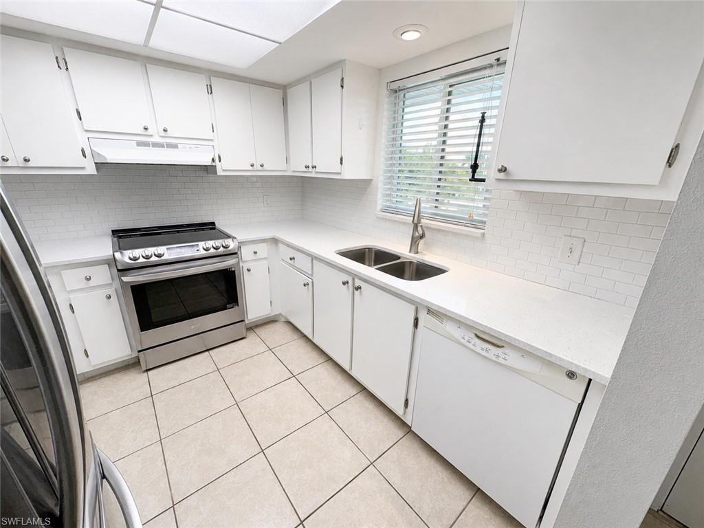 GOLF VIEW MANOR CONDO - Residential