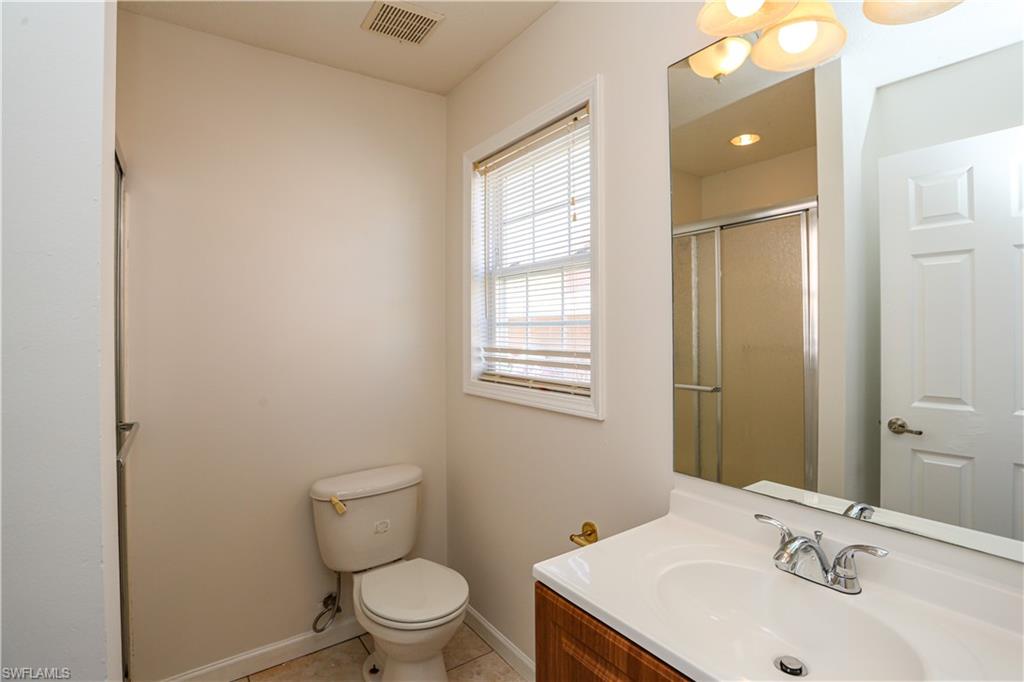 LEAWOOD LAKES - Residential