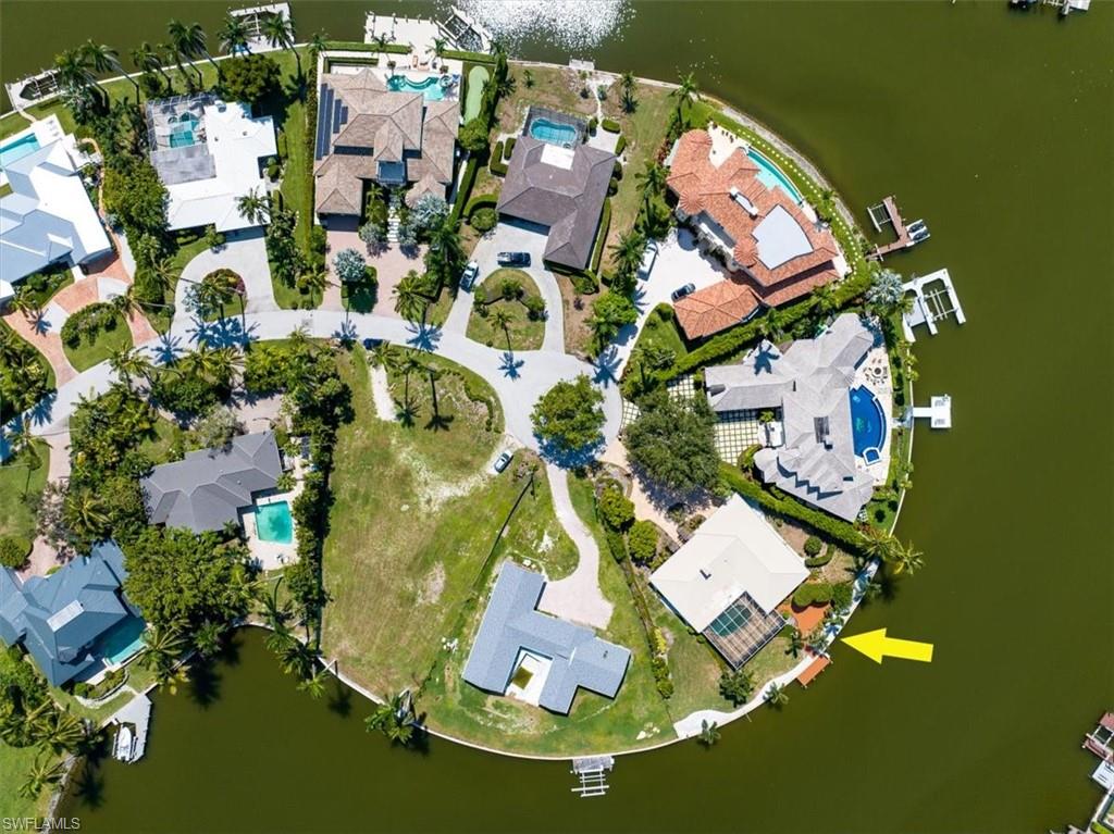 MOORINGS - Residential