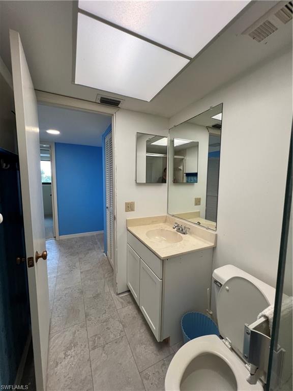 HARBOUR POINTE CONDO - Residential
