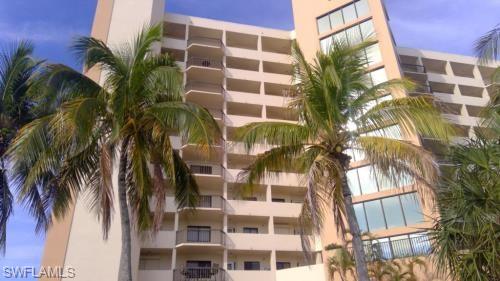 HARBOUR POINTE CONDO - Residential