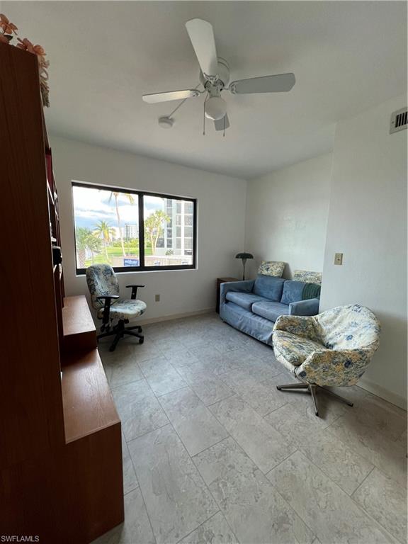 HARBOUR POINTE CONDO - Residential