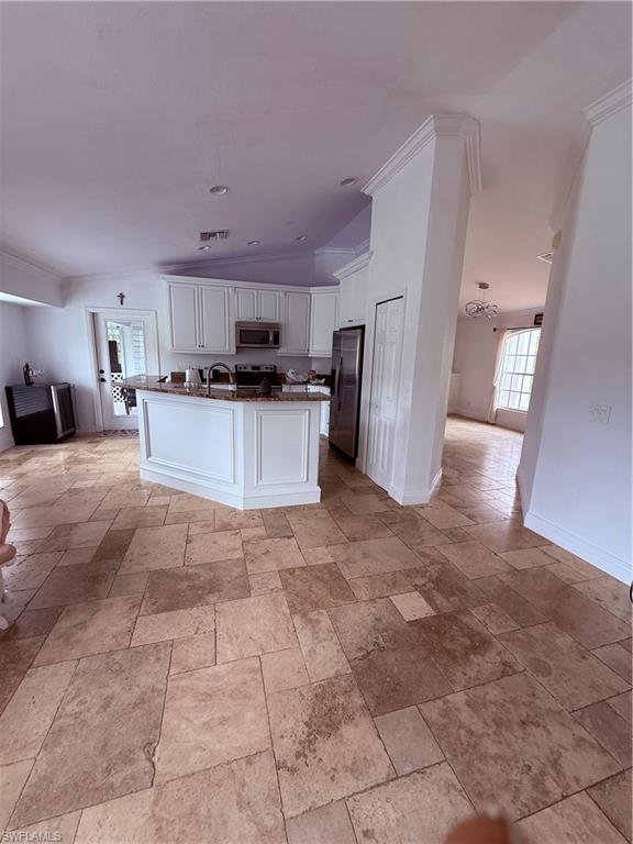 GOLDEN GATE ESTATES - Residential