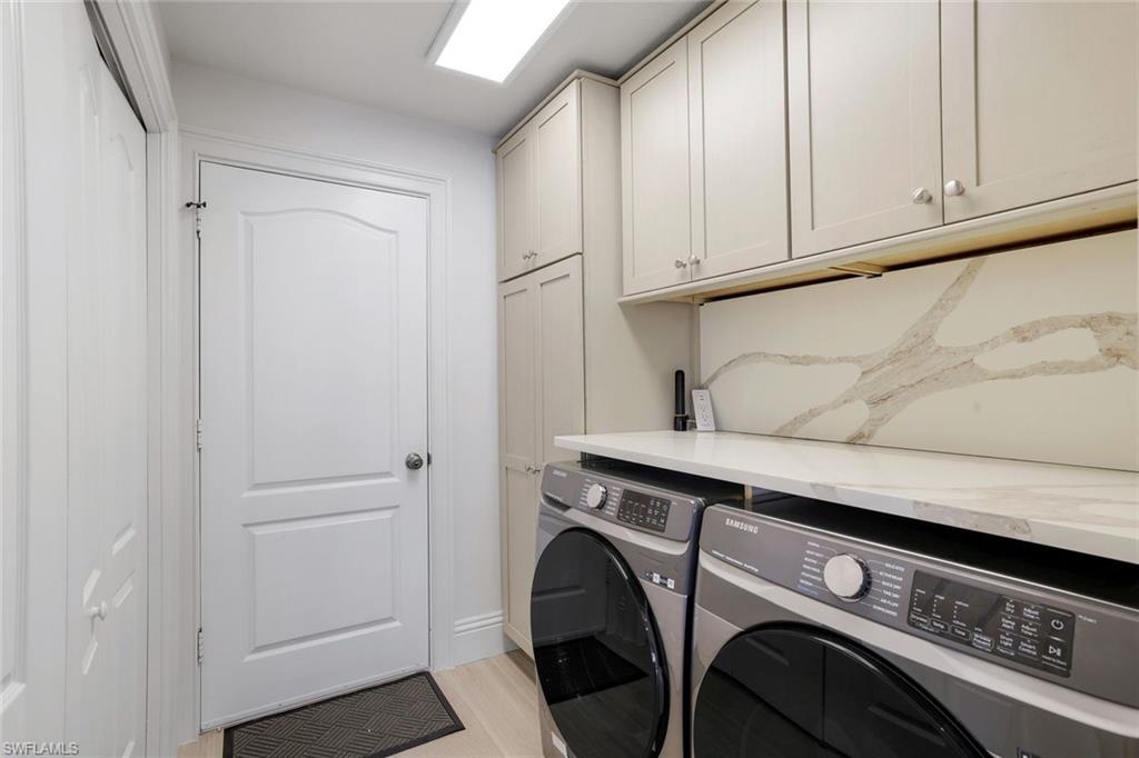 BRIARWOOD - Residential Lease
