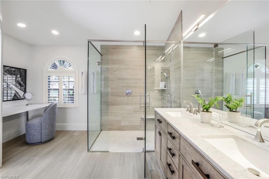 BRIARWOOD - Residential Lease