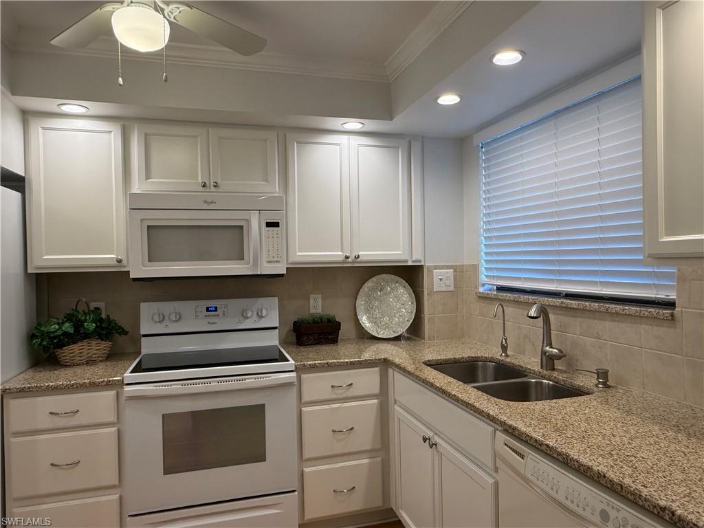 CENTRE COURT CONDO - Residential
