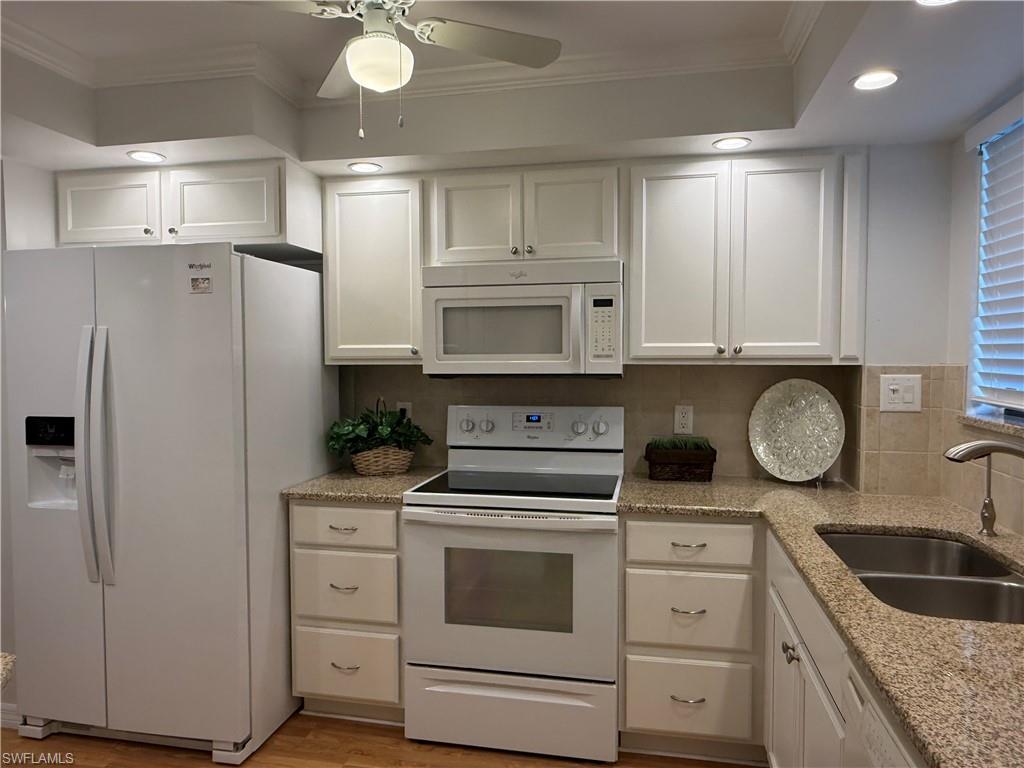 CENTRE COURT CONDO - Residential