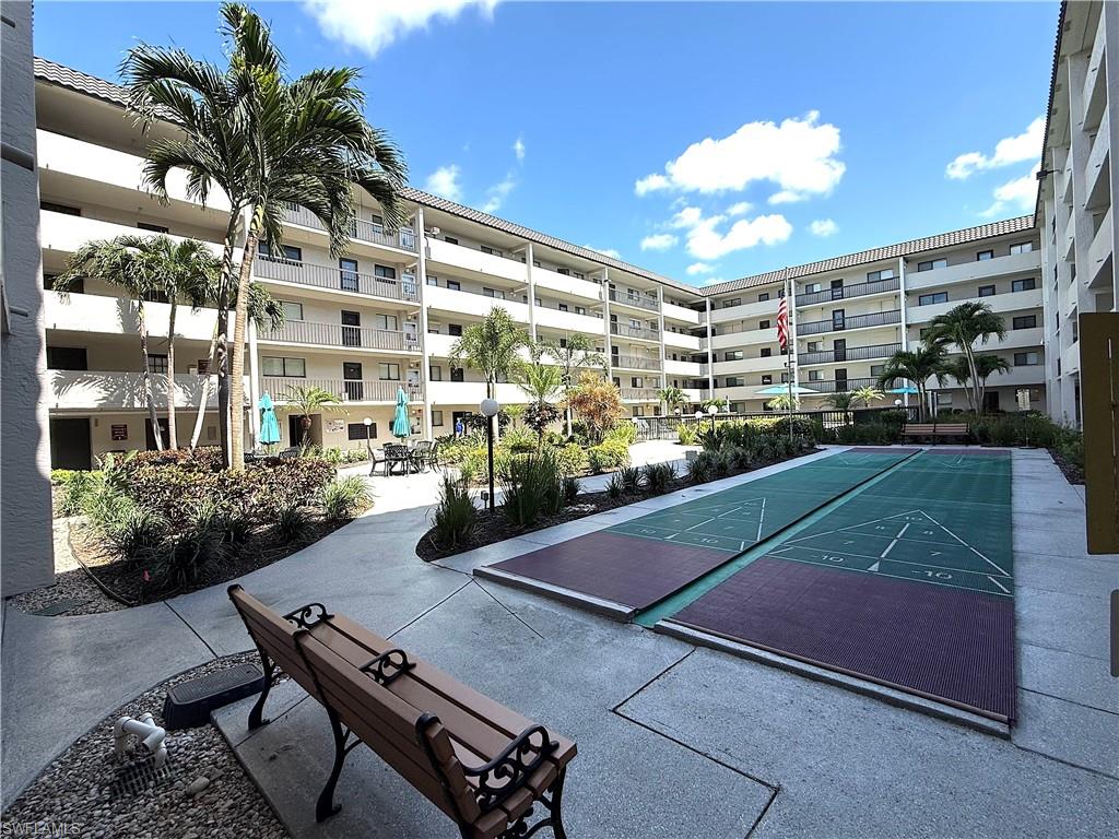 CENTRE COURT CONDO - Residential