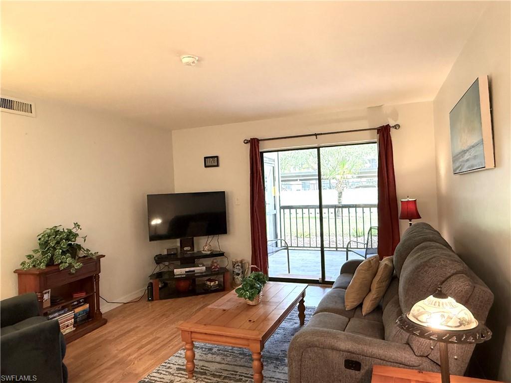 CENTRE COURT CONDO - Residential