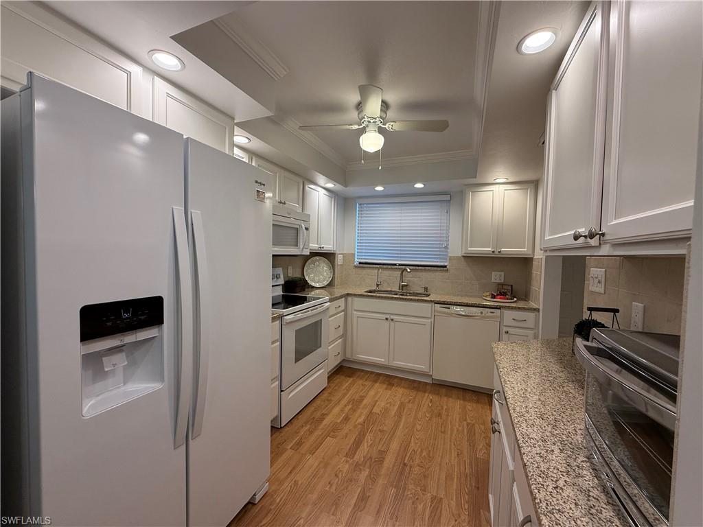 CENTRE COURT CONDO - Residential