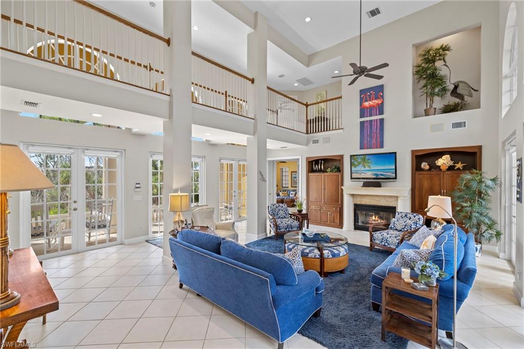 KINZIE ISLAND - Residential