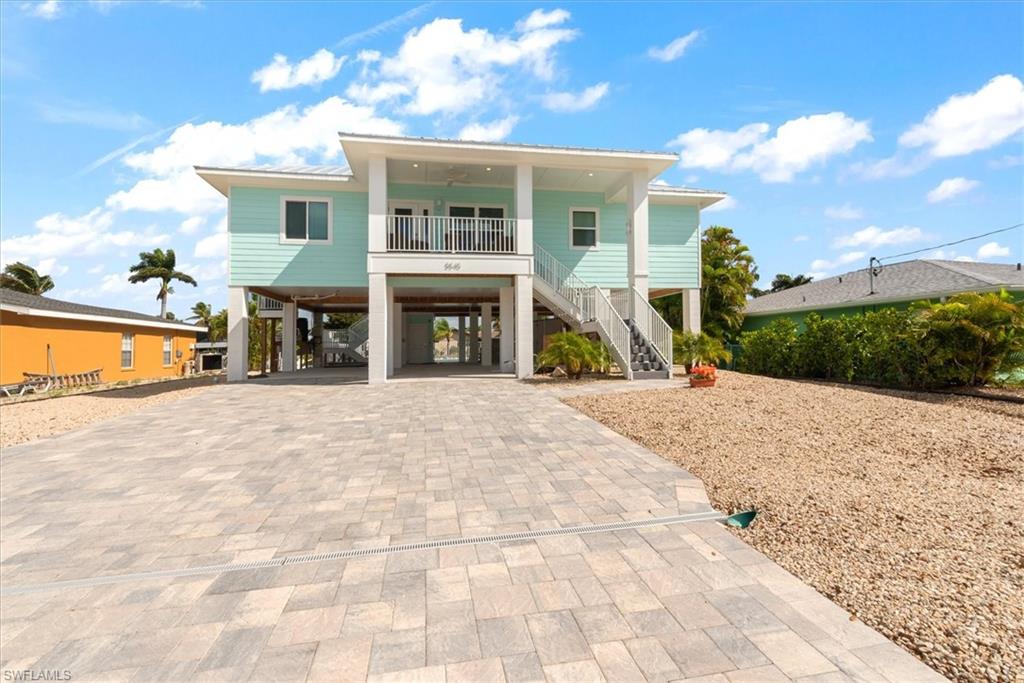 HOLIDAY HEIGHTS - Residential