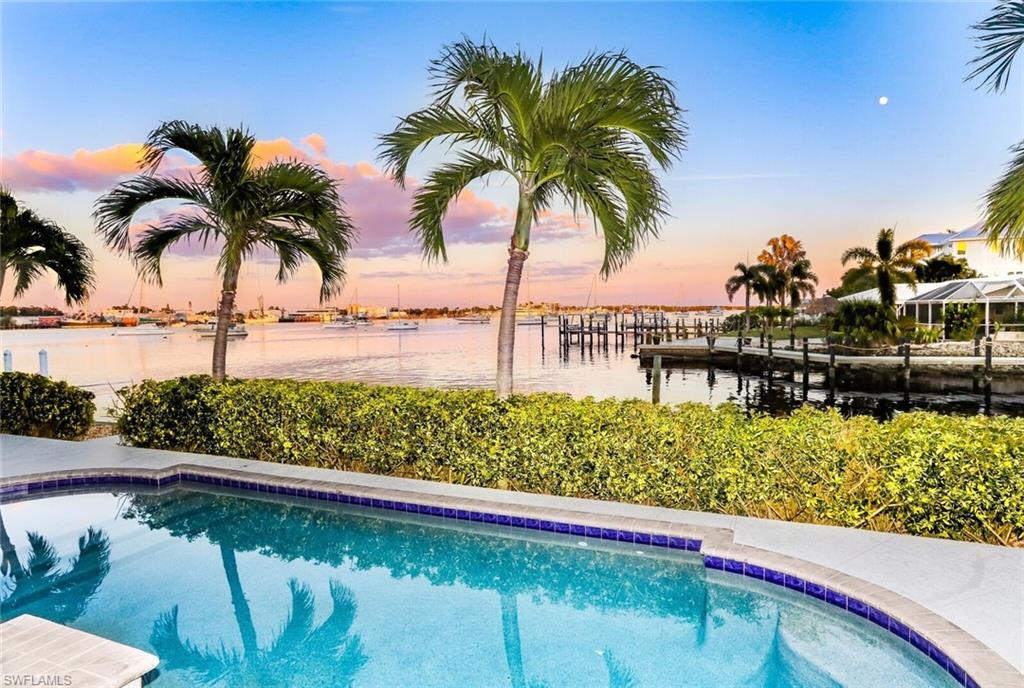 VENETIAN GARDENS - Residential