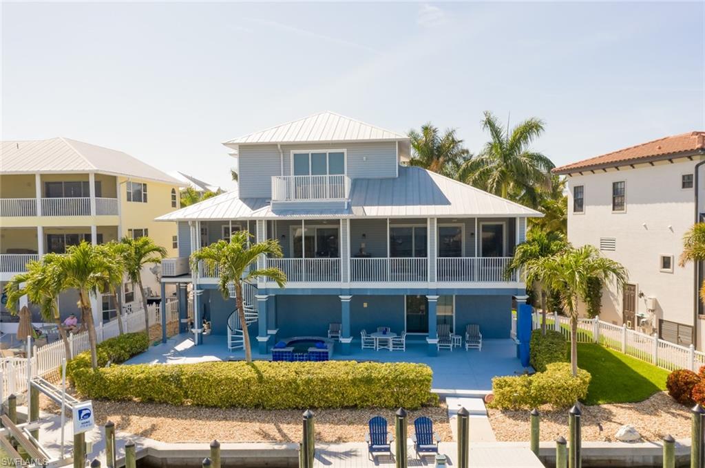 VENETIAN GARDENS - Residential