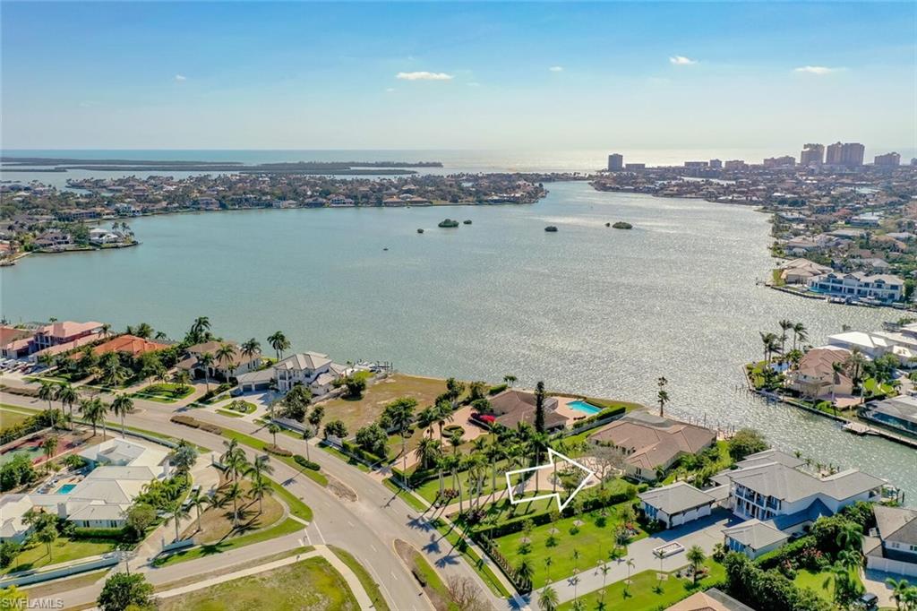 MARCO BEACH - Residential