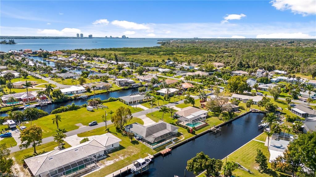 YACHT CLUB COLONY - Residential Lease