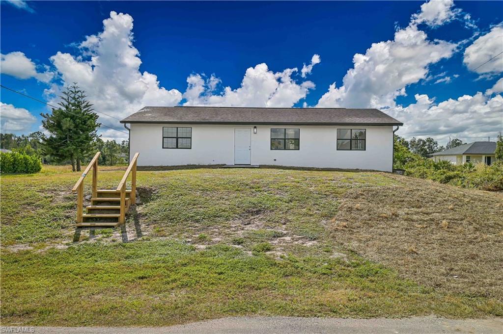 LEHIGH ACRES - Residential