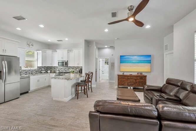 NAPLES BETTER HOMES - Residential