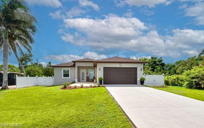 NAPLES BETTER HOMES - Residential