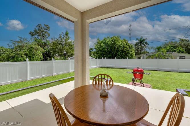 NAPLES BETTER HOMES - Residential