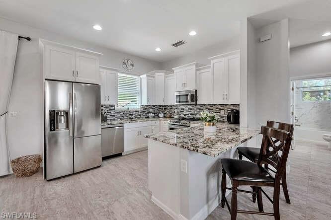 NAPLES BETTER HOMES - Residential