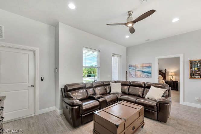 NAPLES BETTER HOMES - Residential