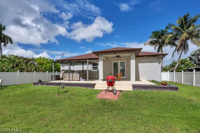 NAPLES BETTER HOMES - Residential