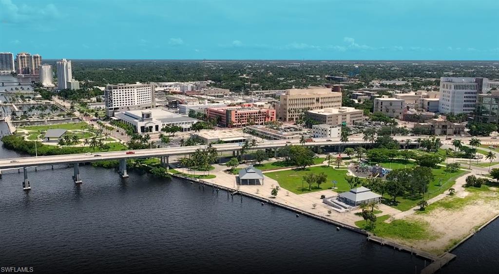 WINDSOR WEST - Residential Lease