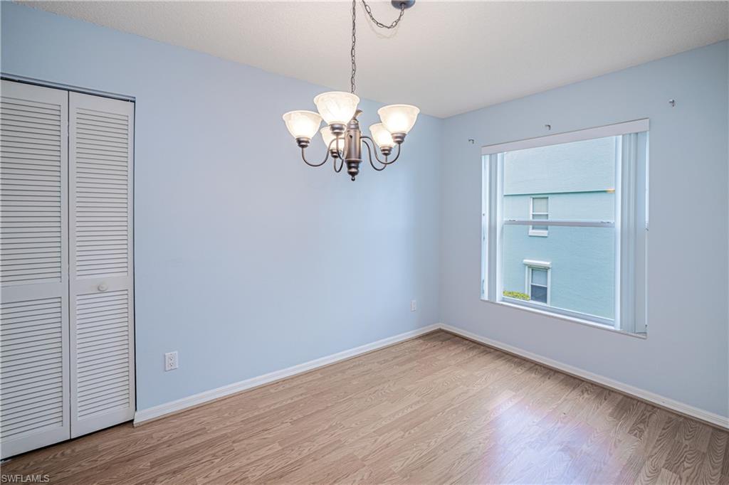 PIPERS POINTE - Residential