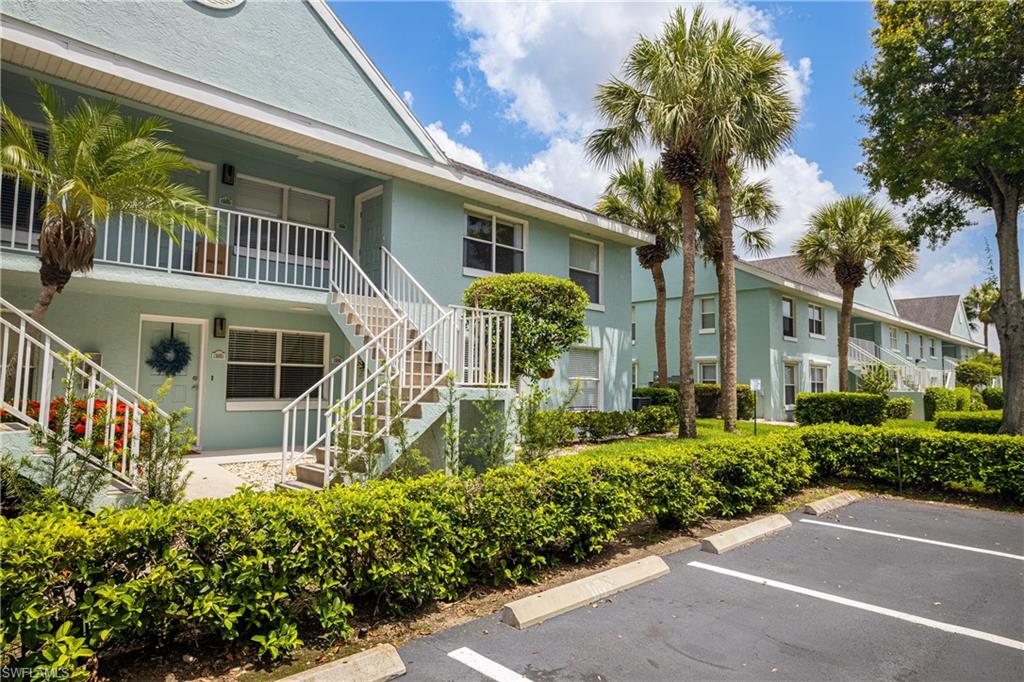 PIPERS POINTE - Residential