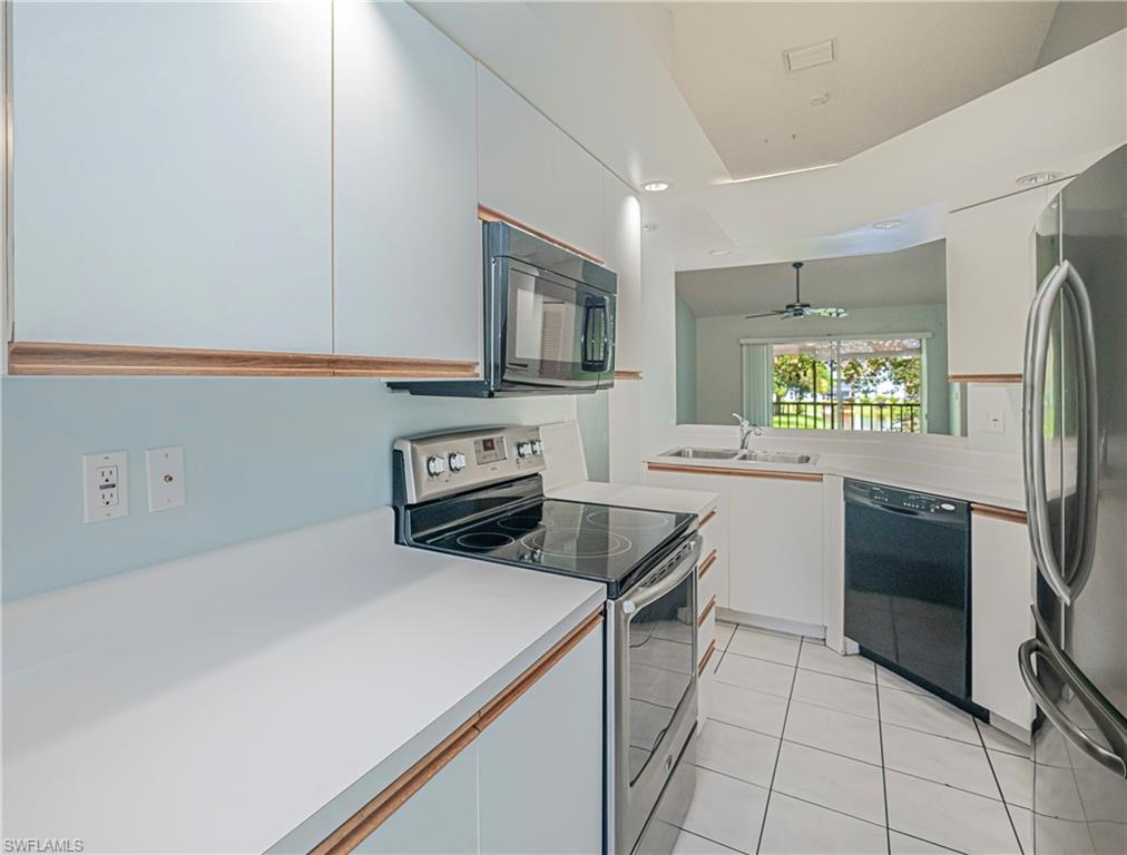PIPERS POINTE - Residential