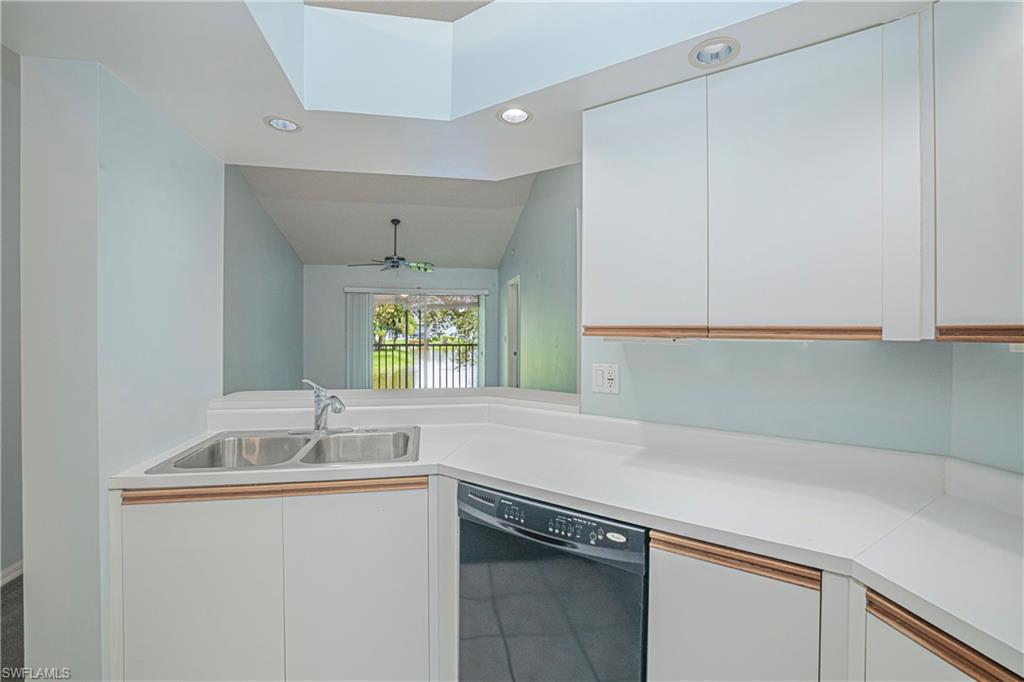 PIPERS POINTE - Residential